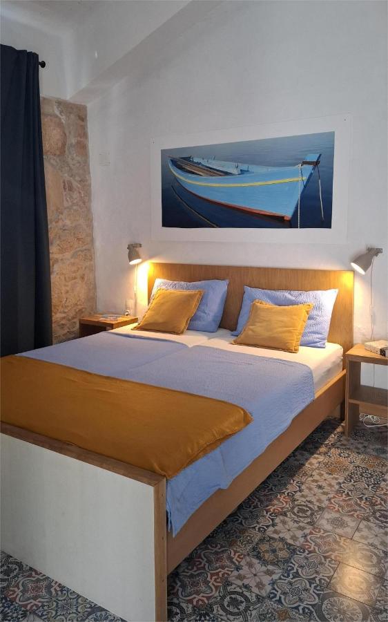 Studio with Sea View