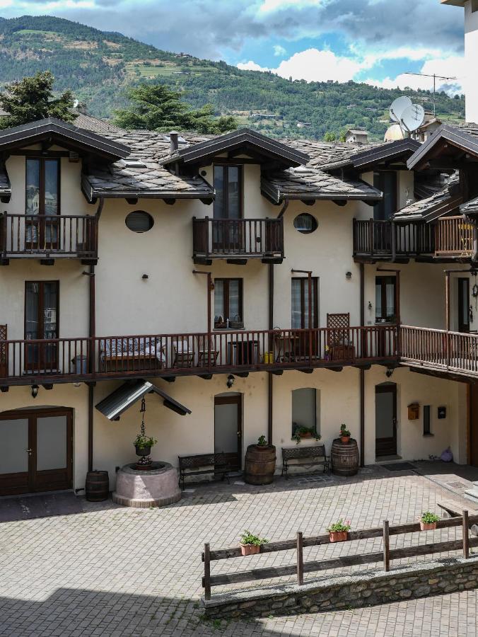 Alp Apartments SKI & BIKE - Vevey23 - Bed and Breakfast Aosta