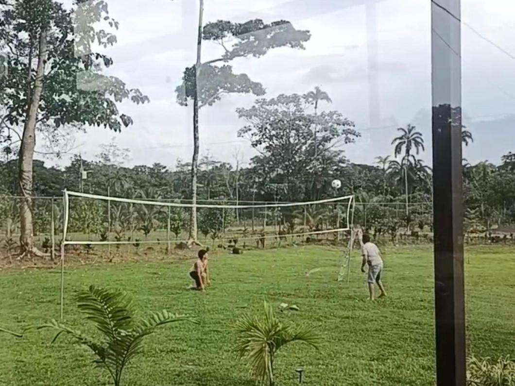 Tropical Crystal House - Ferienwohnung Guápiles