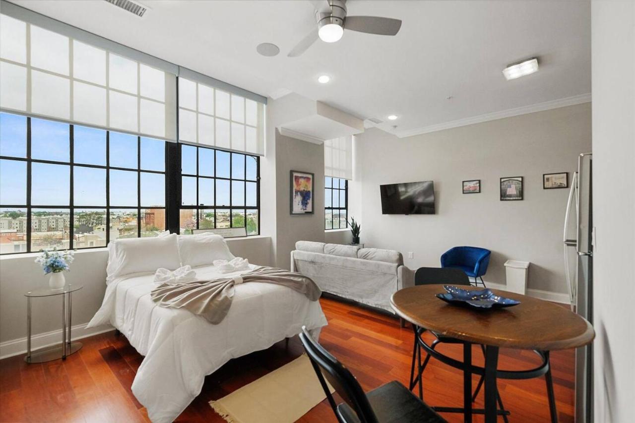 Xl Studio - Magnificent Studio W Rooftop Pool - B&B Filadelfia