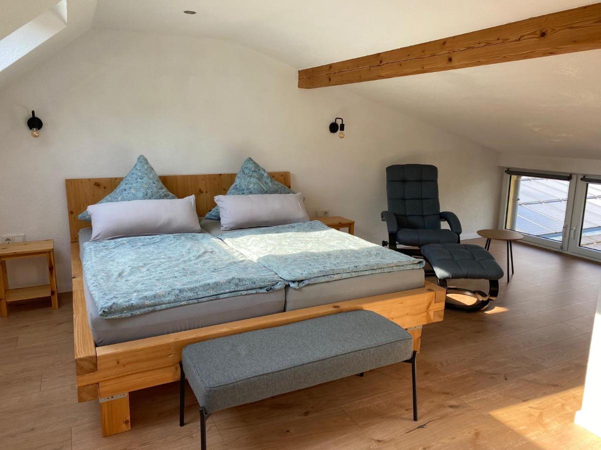 Ferienwohnung zum Mandelgraben - B&B