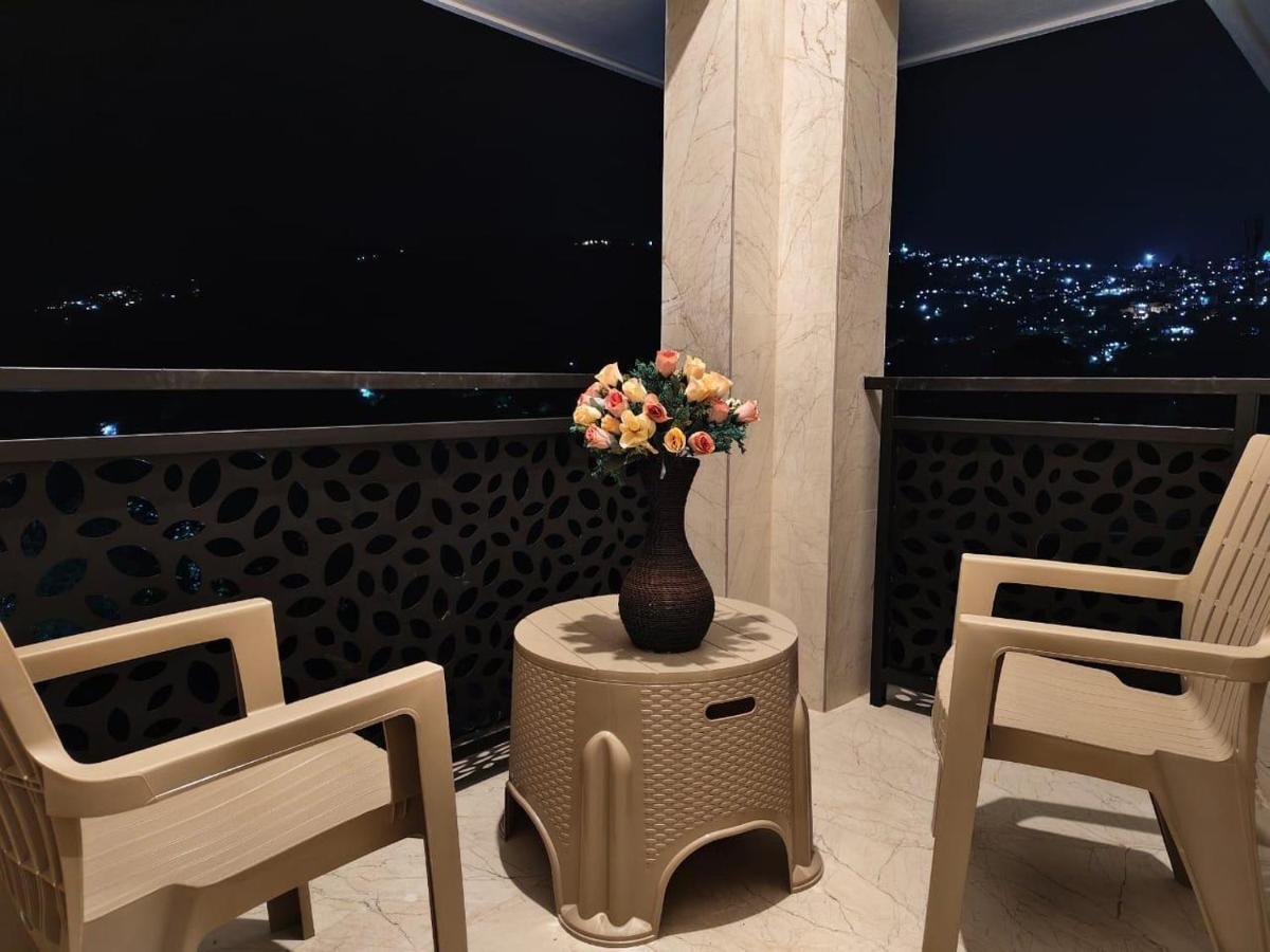 Studio with Balcony
