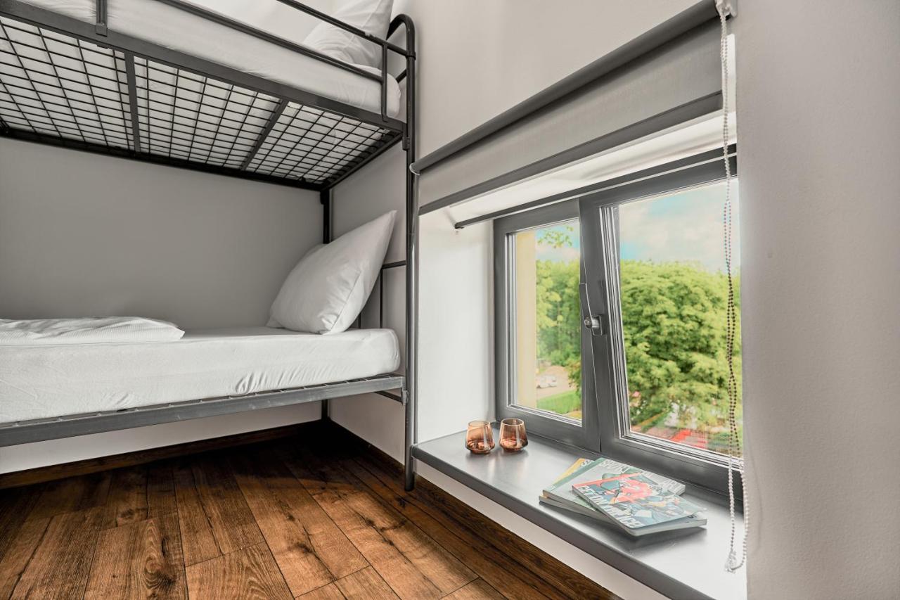Camera Familiare con Bagno in Comune