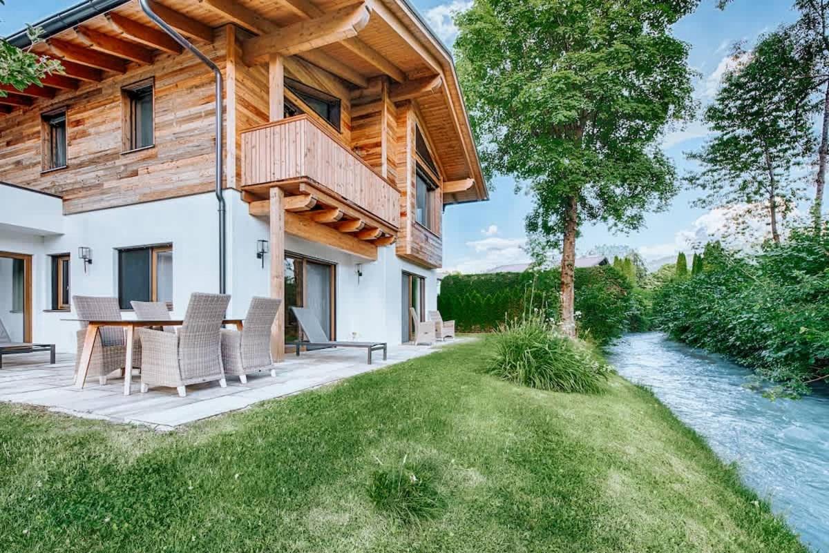 Riverside Chalet Alpspitze - B&B Garmisch-Partenkirchen