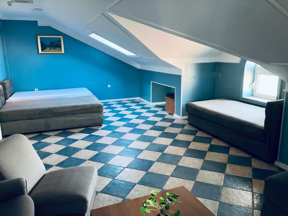 STAY Centar Cozy Blue Dream - Bed and Breakfast Novi Sad