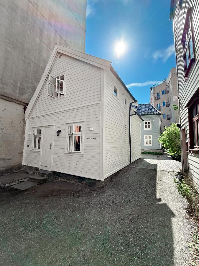 Sentrumsperlen i Bergenshus - B&B Bergen