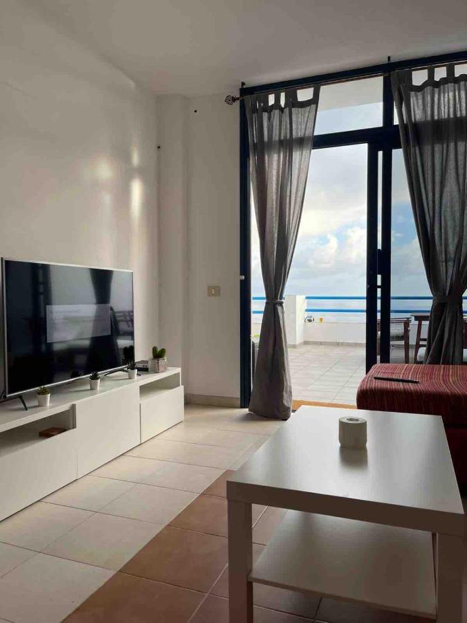 BLUE PENTHOUSE-Views of the Sea of Las Calmas, La Restinga - Chambres d'hôtes La Restinga