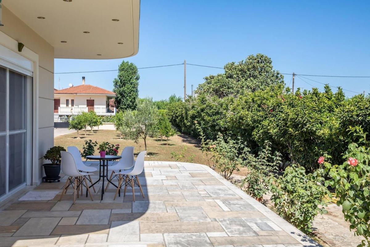 Urban Luxury Residence - B&B Pýrgos