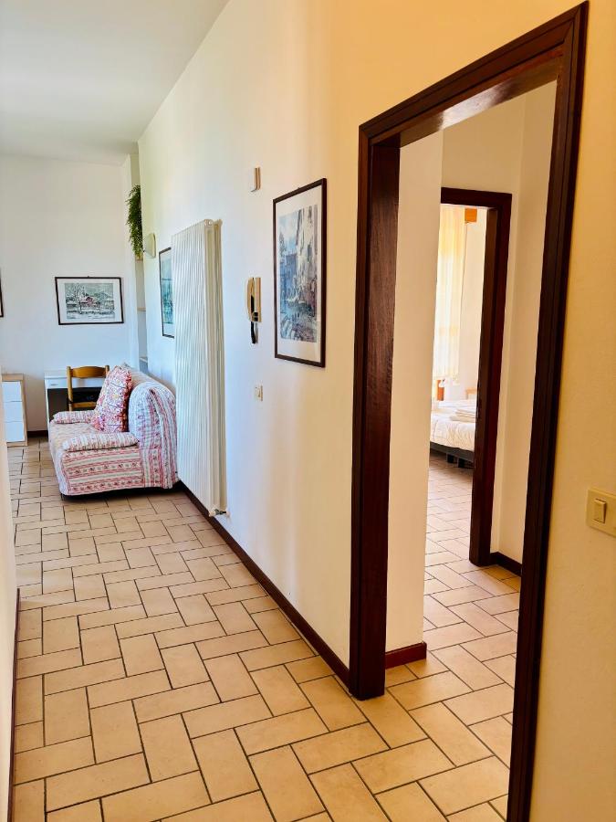 APPARTAMENTO -C- VISTA MARE con 2 camere da letto-Residence Azzurro - B&B