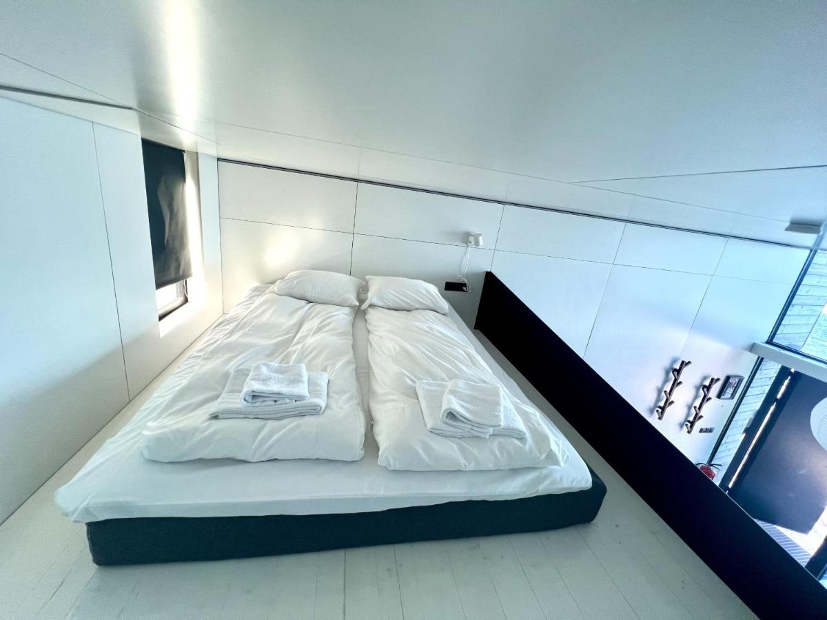 Cabin 2