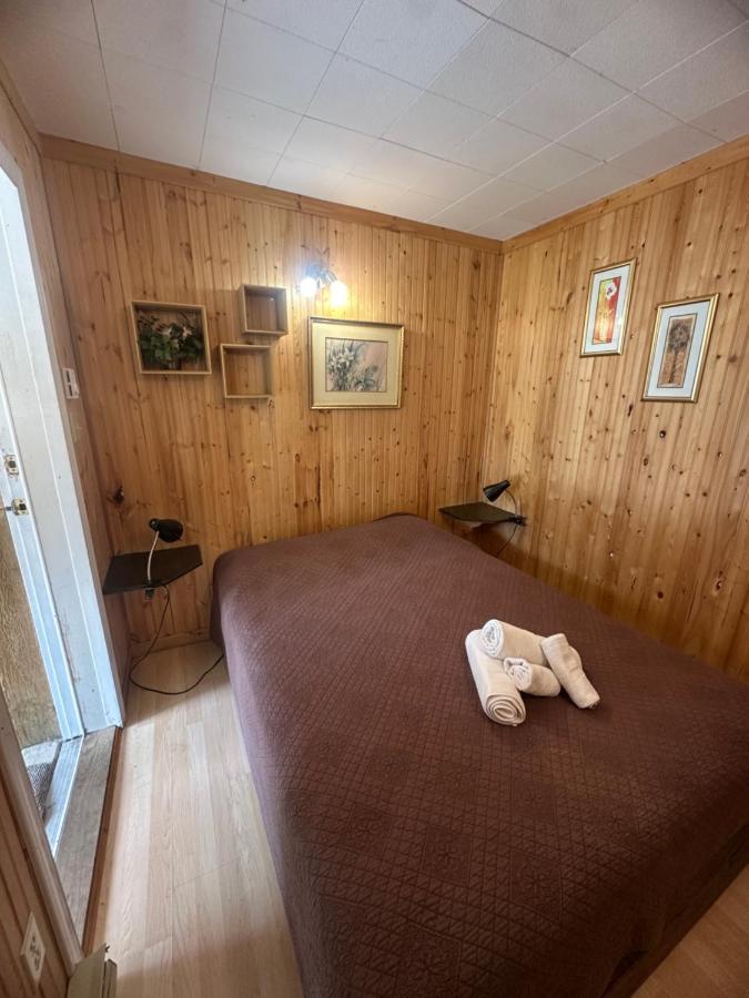 One-Bedroom Cottage