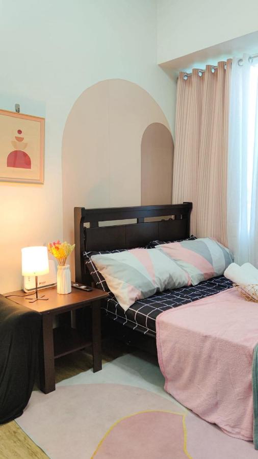 Viola Building Rhapsody Residences - B&B