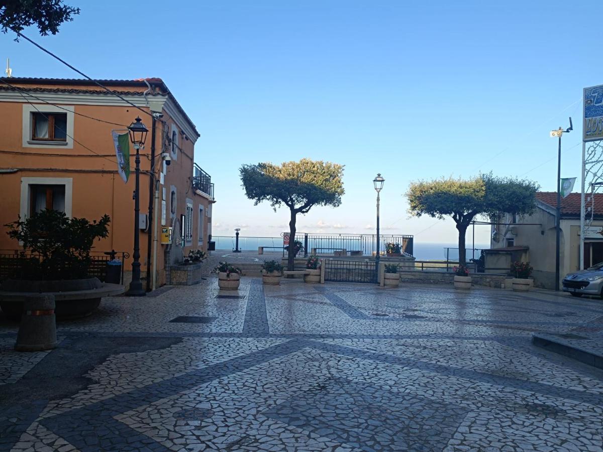 La Rocca dei Borboni - B&B Santa Domenica Talao