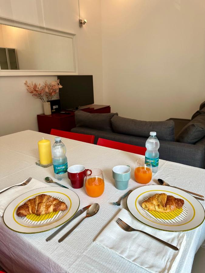 2 bed Flat near Metro of Sesto San Giovanni - Chambres d'hôtes Sesto San Giovanni