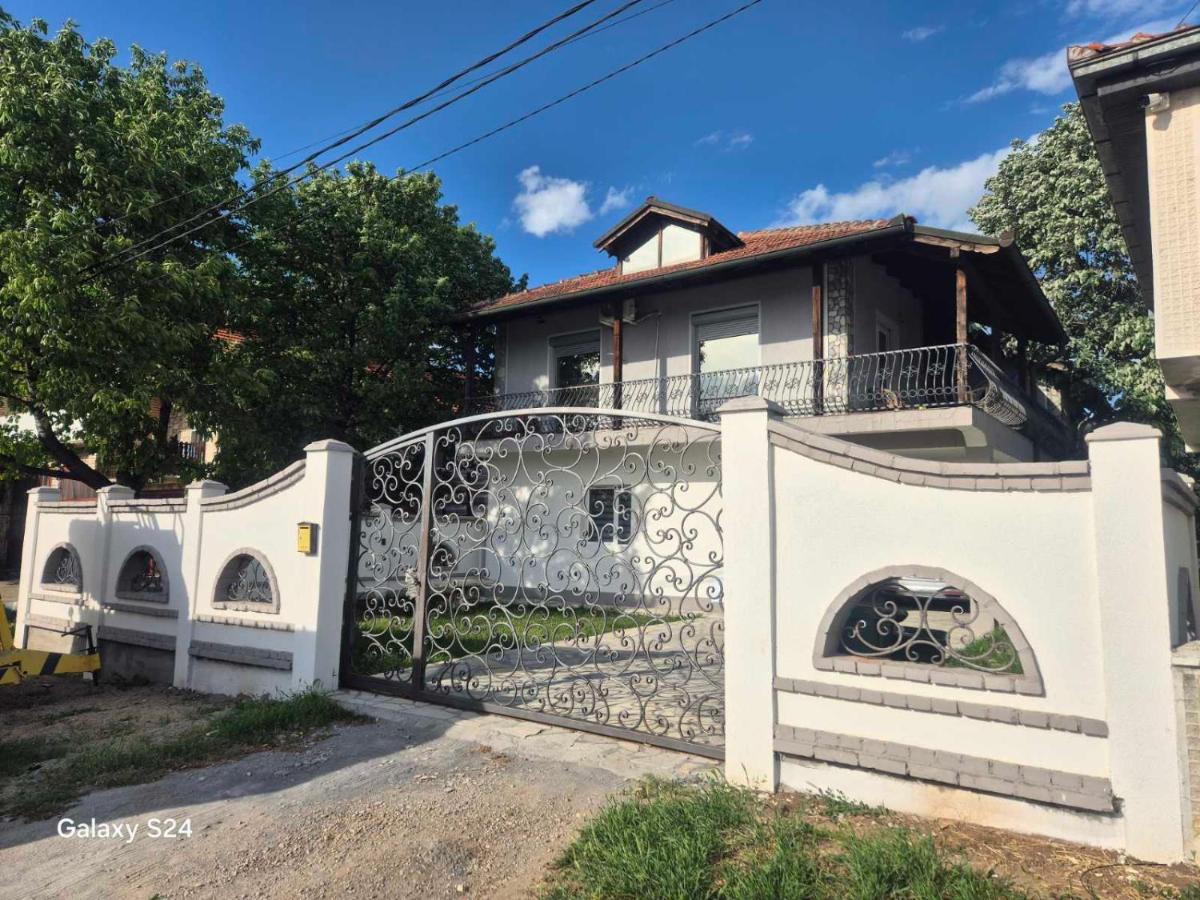 Smeštaj JAPI - Ferienwohnung Aleksinac