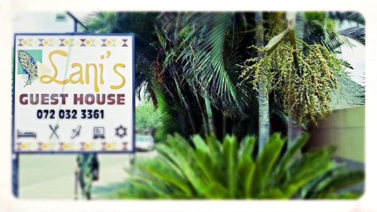 Lani's Guest House - No Loadshedding - B&B