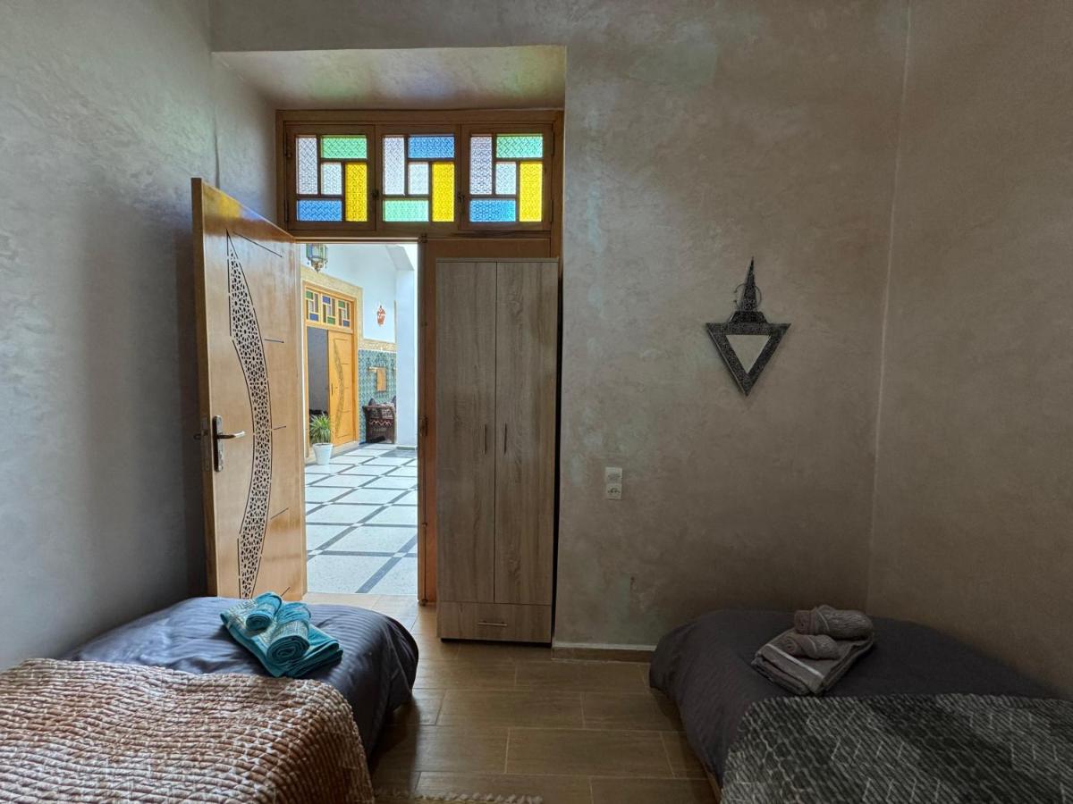 Standard Twin Room with Shared Bathroom