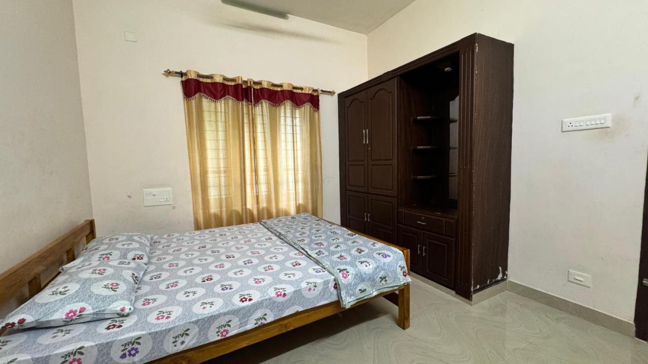 Arish Villa - B&B Varkala