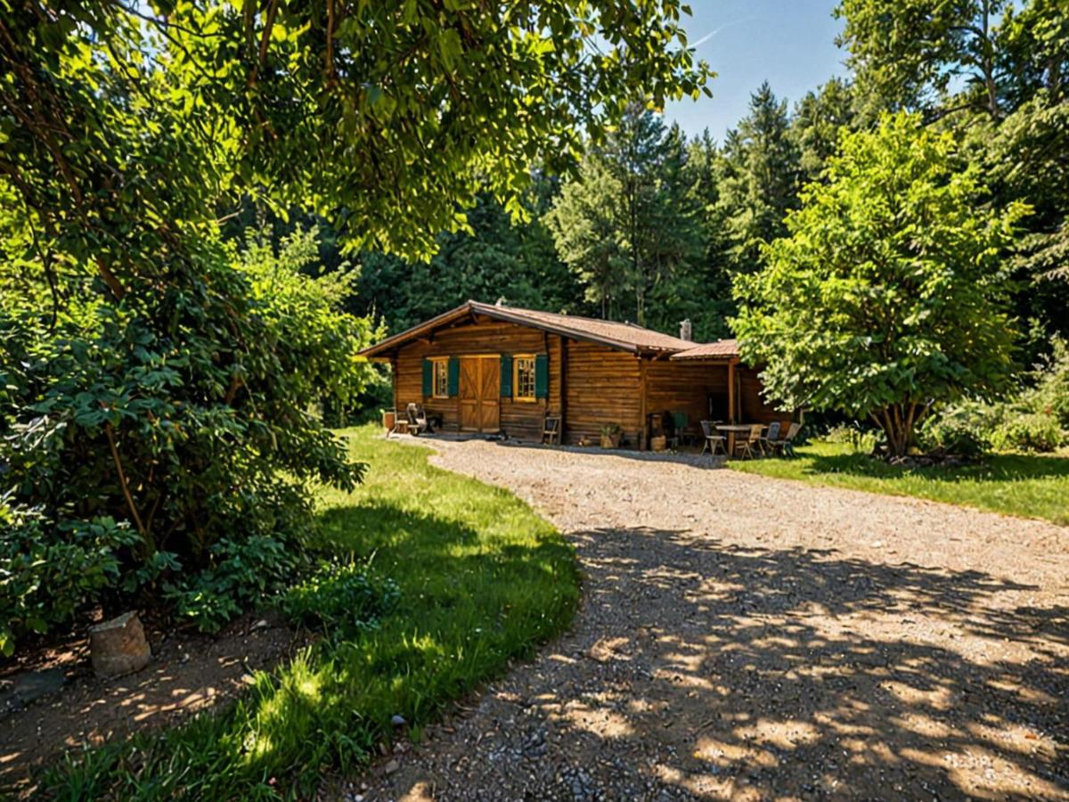 La Râu - Căsuța de poveste - B&B