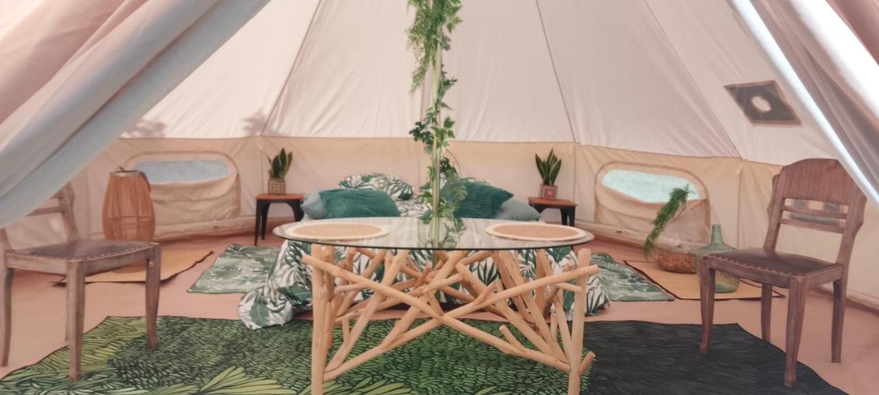 glamping de keroman - Bed and Breakfast Le Pener