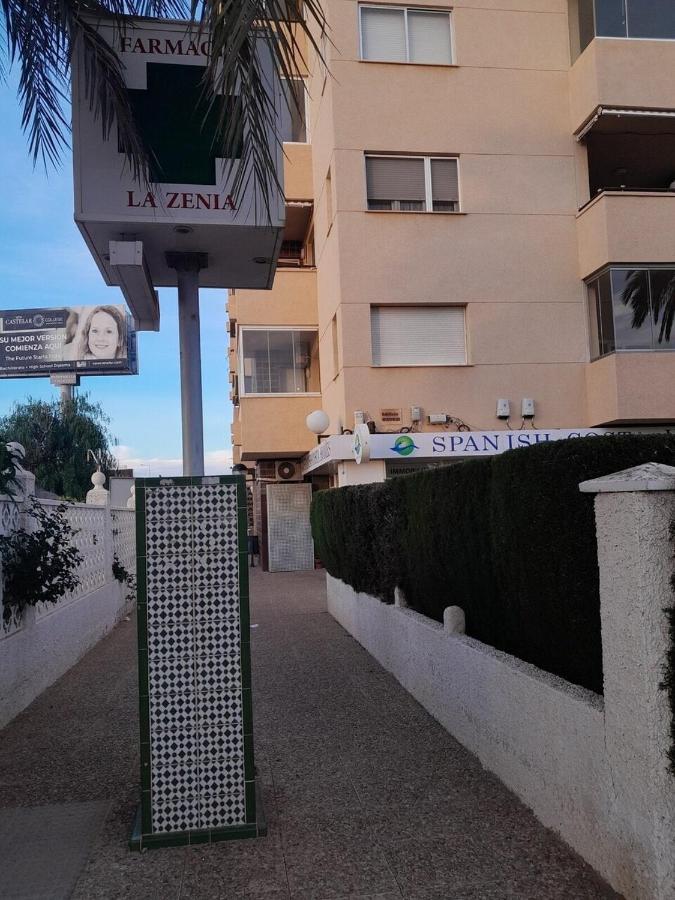 Exclusive Pool Apartment at La Zenia Beach - B&B Orihuela Costa