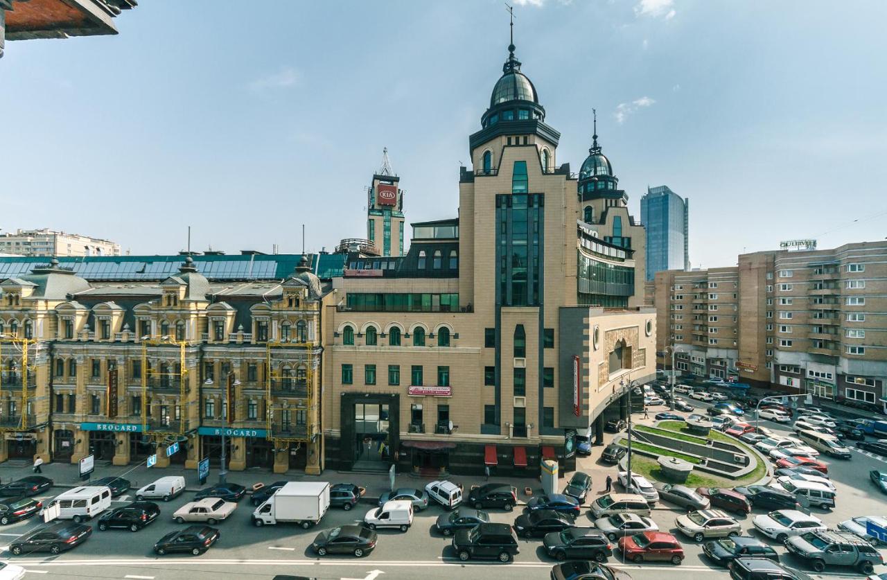 B&B Kyiv - Apartment Arena City - Bed and Breakfast Kyiv