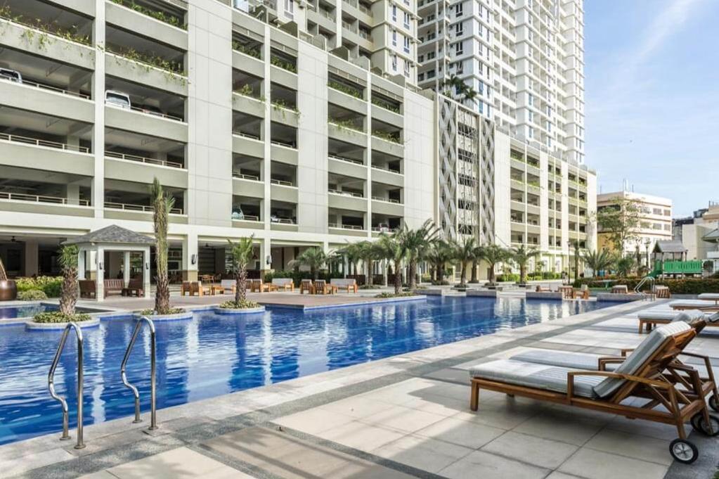 Condo Unit at La Verti Residences - B&B Manila