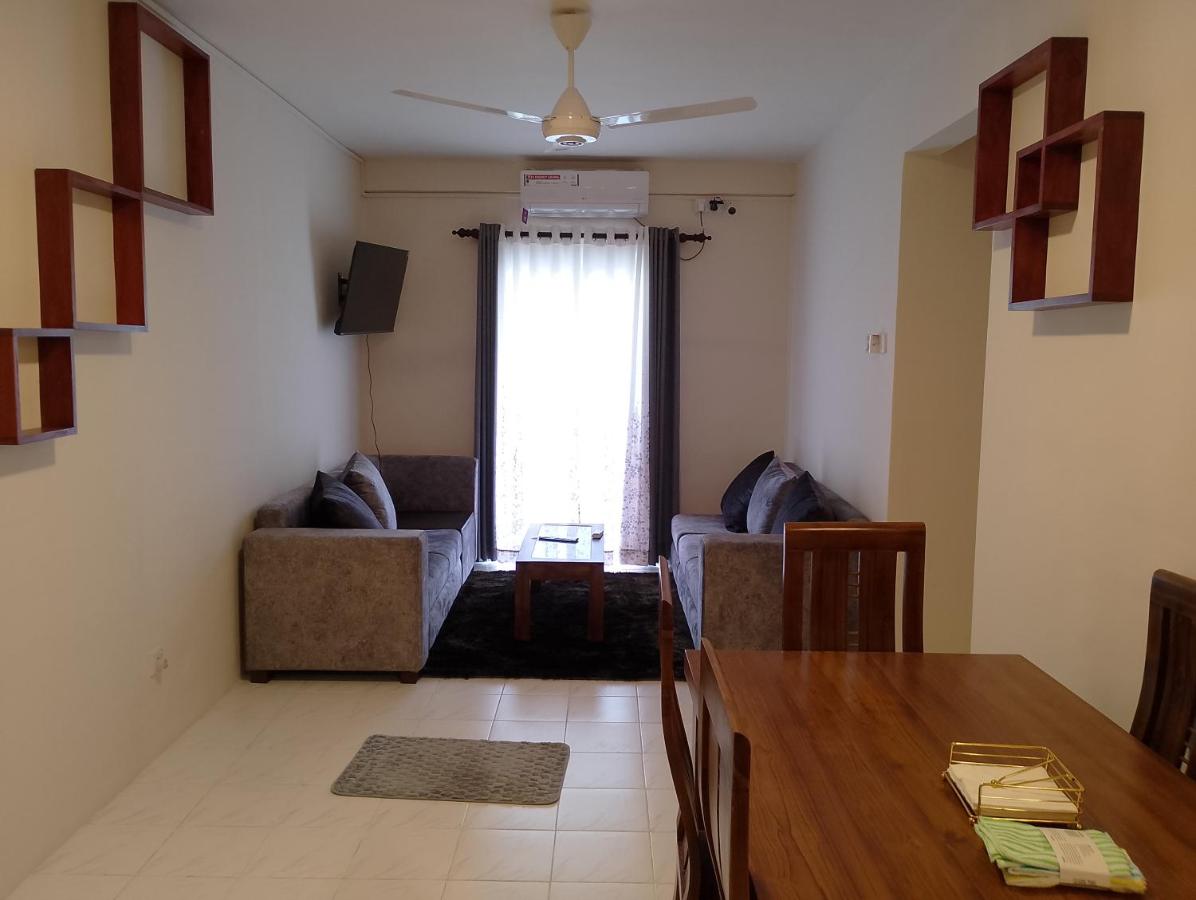 Richmond hill resident - B&B Galle