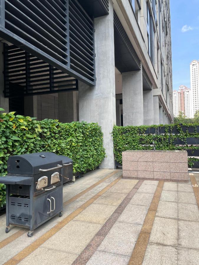 Arcoris SOHO Mont Kiara 2B2B, Home Stay - B&B Kuala Lumpur