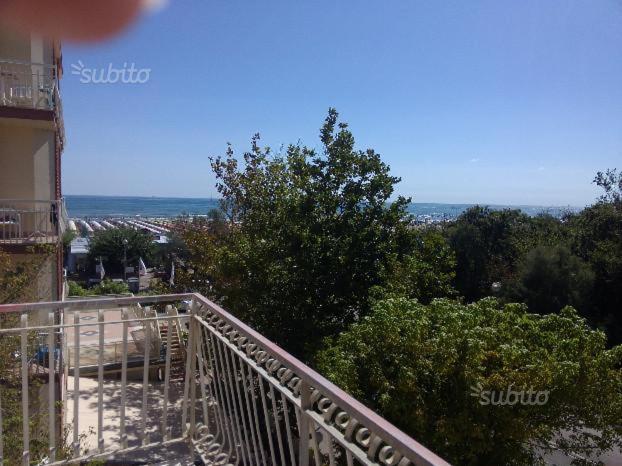CERVIA APPARTAMENTI MARE di FRONTE ALLA SPIAGGIA e ALLA PINETA - B&B