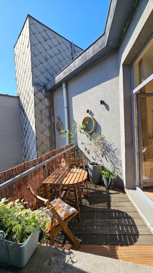 Charming, spacious & luxurious - 2-bedroom apartment at wonderful location - B&B Amberes