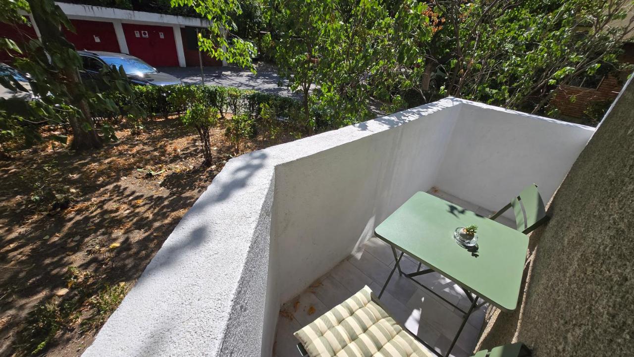 Good Vibe Studio City Central - B&B