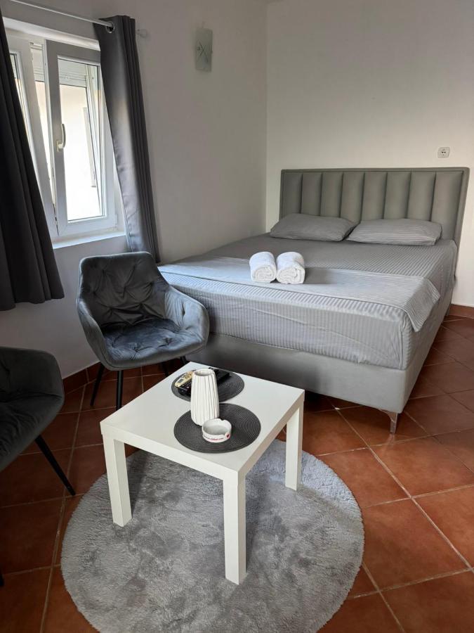 Lana Apartment - B&B