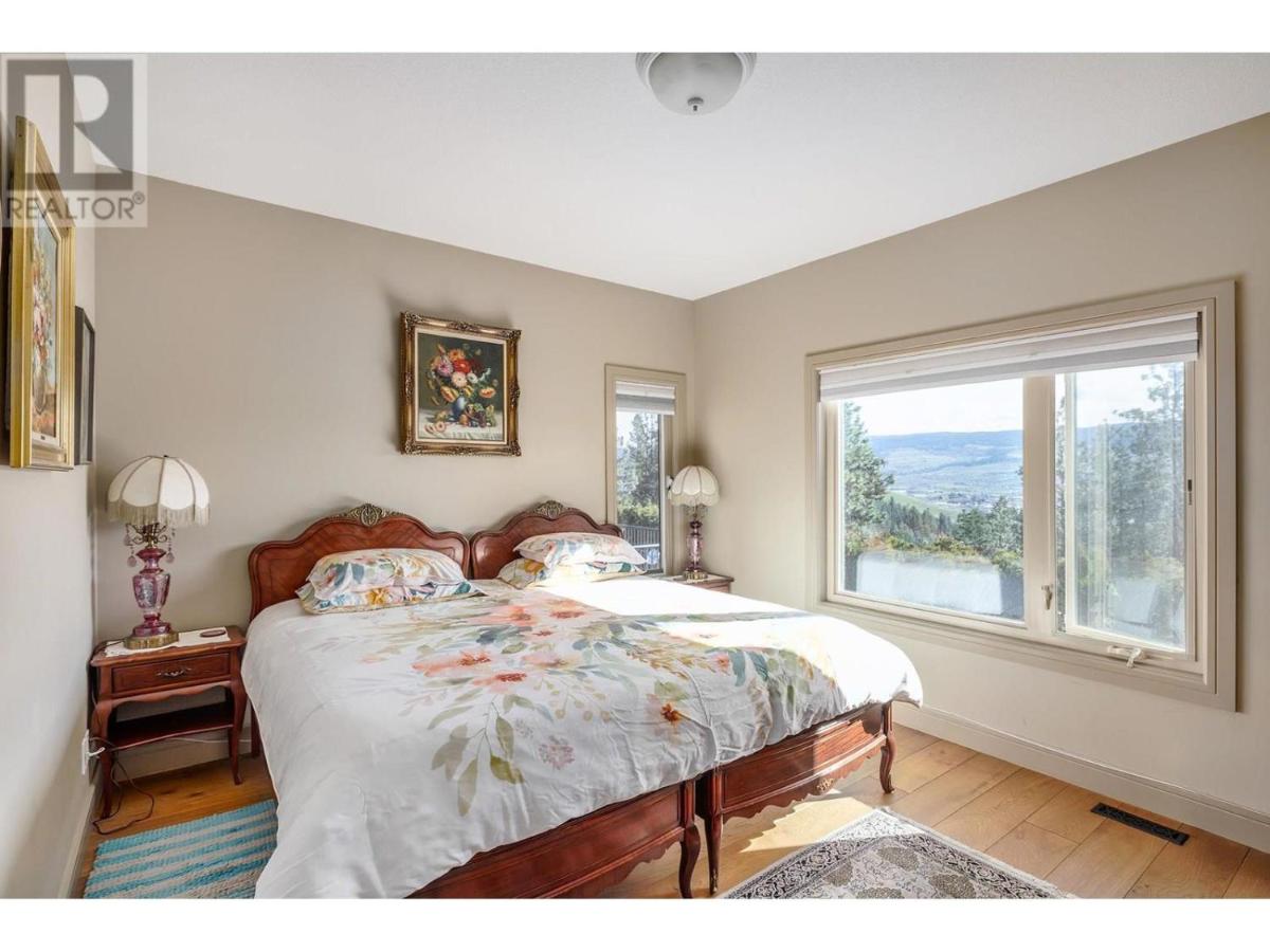 King Room with Pool View