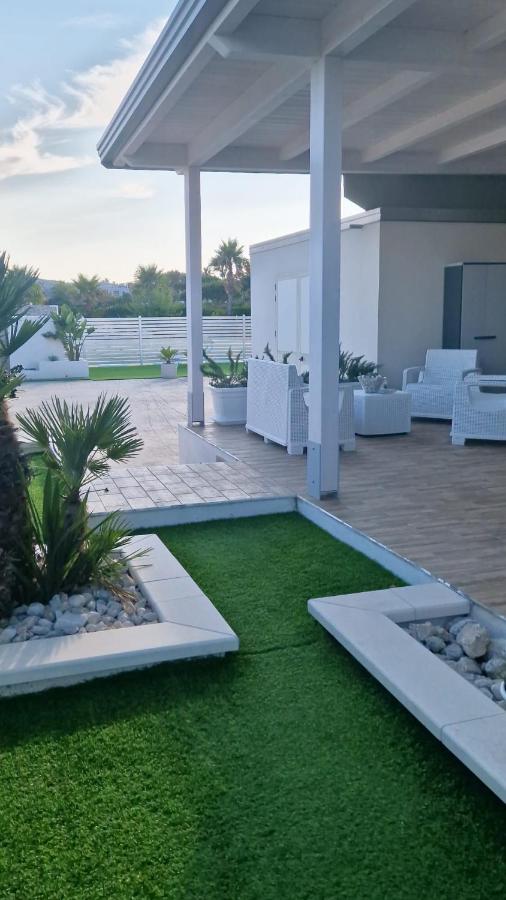 Podilimbo - Ilios e Thalassa - B&B Pesto