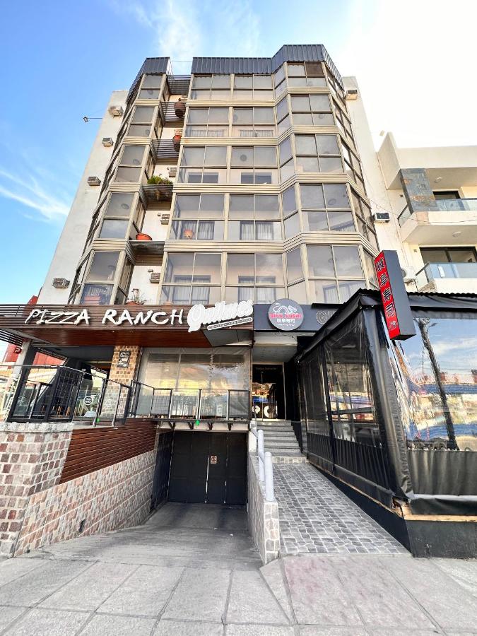 Nuevo! depto céntrico, con cochera a metros del Teatro Luxor - Chambres d’hôtes Villa Carlos Paz