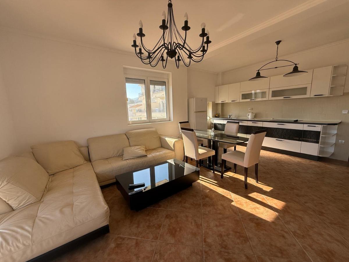 Simple Stay - Ferienwohnung Buljarica