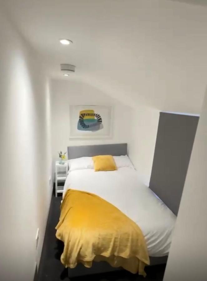 Saunders Lodge 4bedroom house sleeps up to 6 - B&B