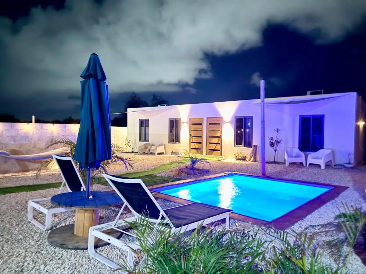 Central Curaçao Getaway 9min to Beach & Airport - B&B