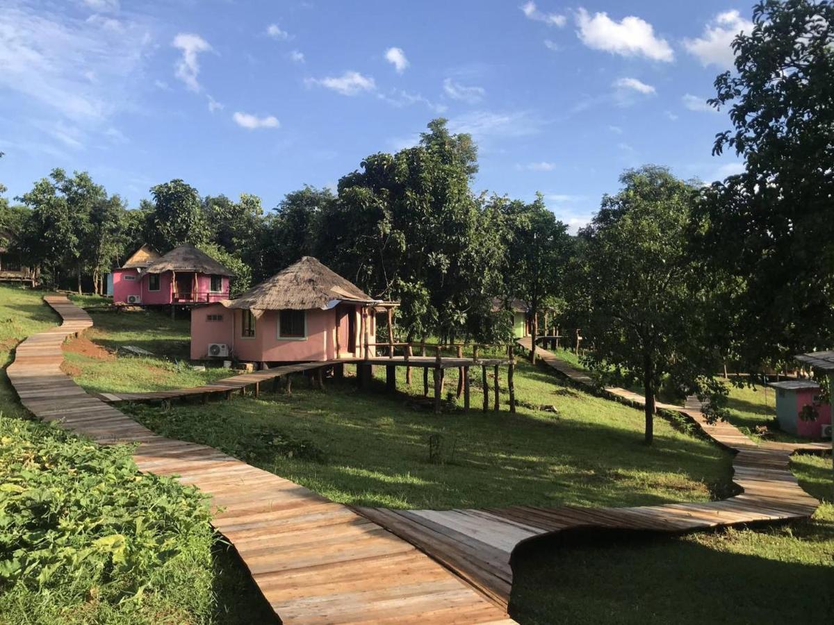 Quiet Lodge - Bed and Breakfast Sen Monorom