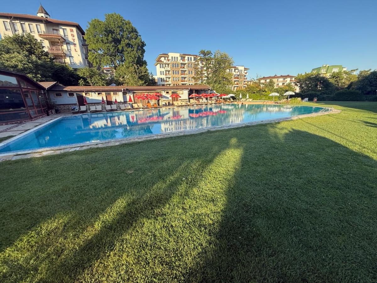 Elena Place - Bed and Breakfast Banzareto