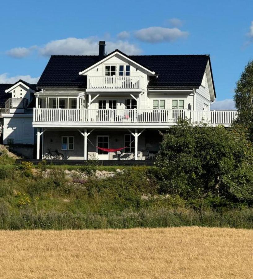 Stort luftig hus i Fredrikstad - Chambres d’hôtes Fredrikstad