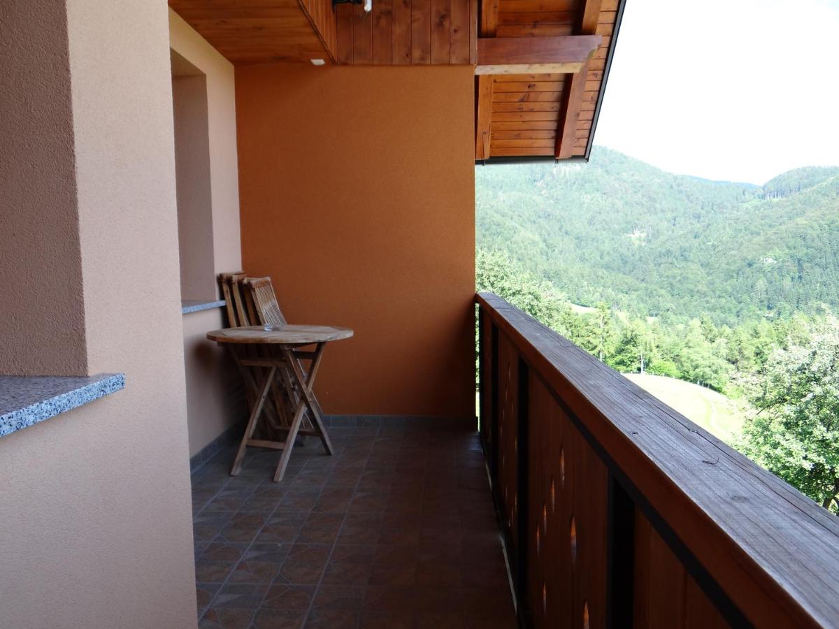 Apartments Trebušak - Chambres d’hôtes Laze v Tuhinju