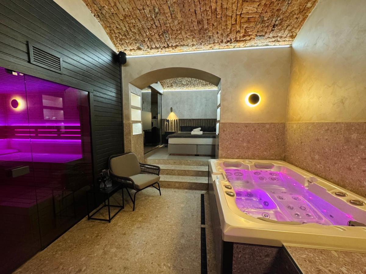 SPA SPA Karlín - Bed and Breakfast Praag