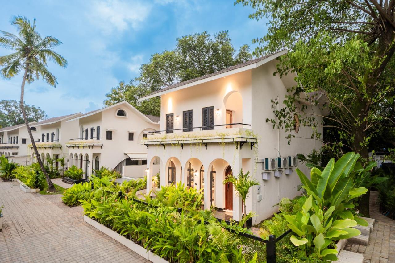 BellaVie 3-BHK Villa With Private Pool & TV Lounge Area in A Gated Complex - Bed and Breakfast Solim