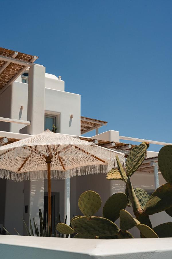 Arotron Santorini - Ferienwohnung Pýrgos