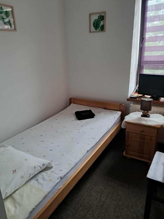 Single Room with Private Bathroom