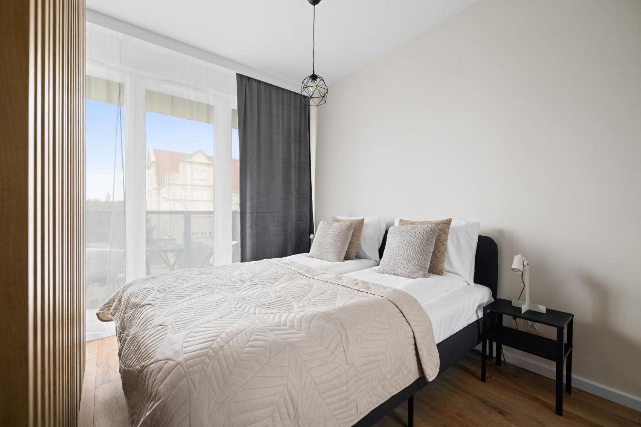 King Studio with Sofa Bed