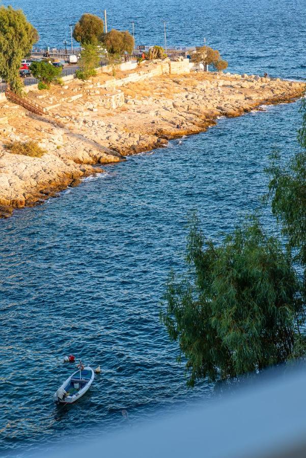 MZ Mare Piraeus - B&B Pireo