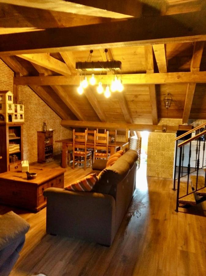 Ático rústico Alburquerque - B&B Cuéllar
